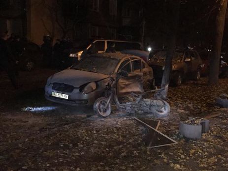 ﻿Слідство щодо вибуху біля 