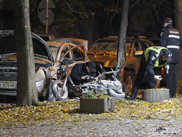 Водитель Мосийчука заявил, что во время взрыва охранник закрыл нардепа собой