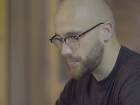 ﻿Колишній співробітник 