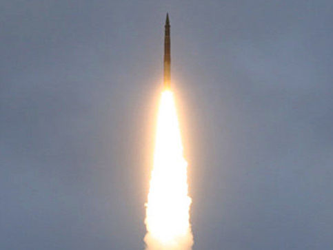 Путин на учениях запустил четыре баллистические ракеты
