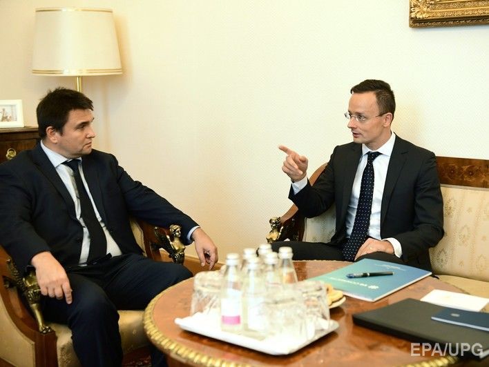 Сийярто заявил, что Венгрия наложила вето на следующее заседание комиссии Украина – НАТО