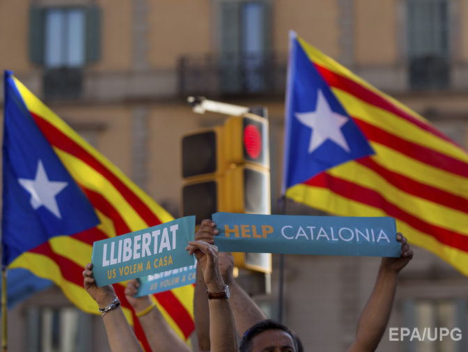 На внеочередных выборах в Каталонии выступающие за независимость партии потеряют большинство в местном парламенте &ndash; опрос