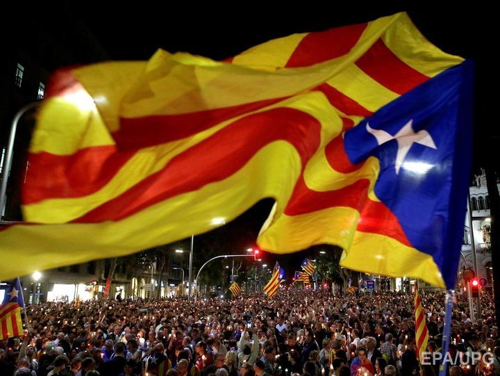 ﻿Конституційний суд Іспанії припинив дію резолюції про незалежність Каталонії