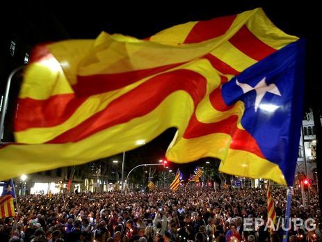 Конституционный суд Испании приостановил действие резолюции о независимости Каталонии