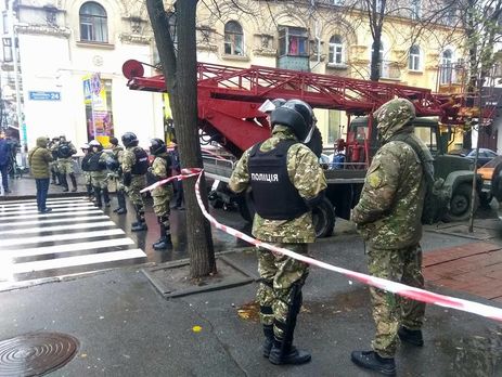 Двое фигурантов 