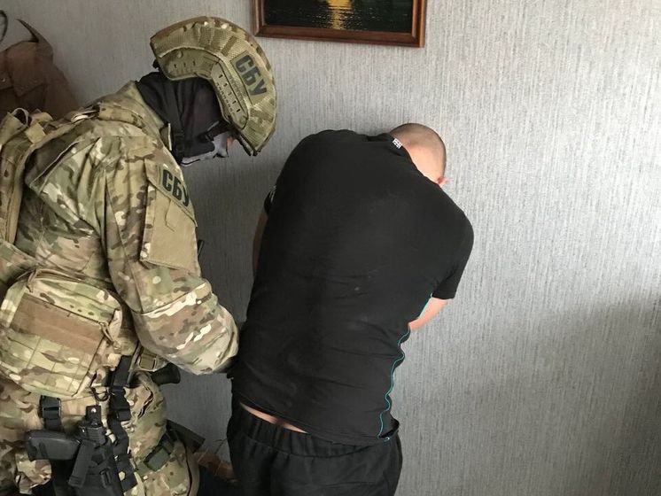 СБУ сообщила о подозрении судье, переоформлявшей на боевиков "ДНР" недвижимость на Донбассе