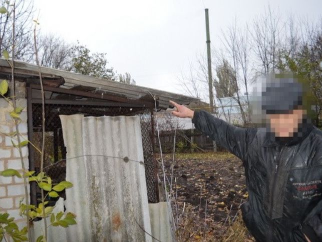 ﻿У Луганській області СБУ затримала інформатора бойовиків "ЛНР": вилучено вибухівку та супутникові карти