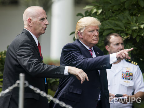 Бывший телохранитель Трампа даст показания о его поездке в Москву – СМИ