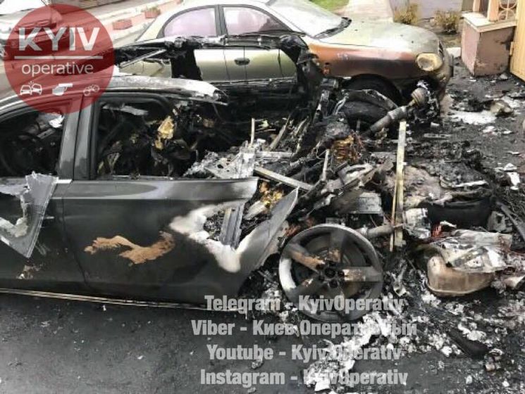 В Киеве сгорел автомобиль водителя экс-главы Мининфраструктуры Пивоварского &ndash; СМИ