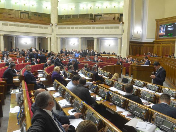 ﻿Рада підтримала в першому читанні законопроект, який дає повноваження партіям не проводити всеукраїнського з'їзду для участі у місцевих виборах