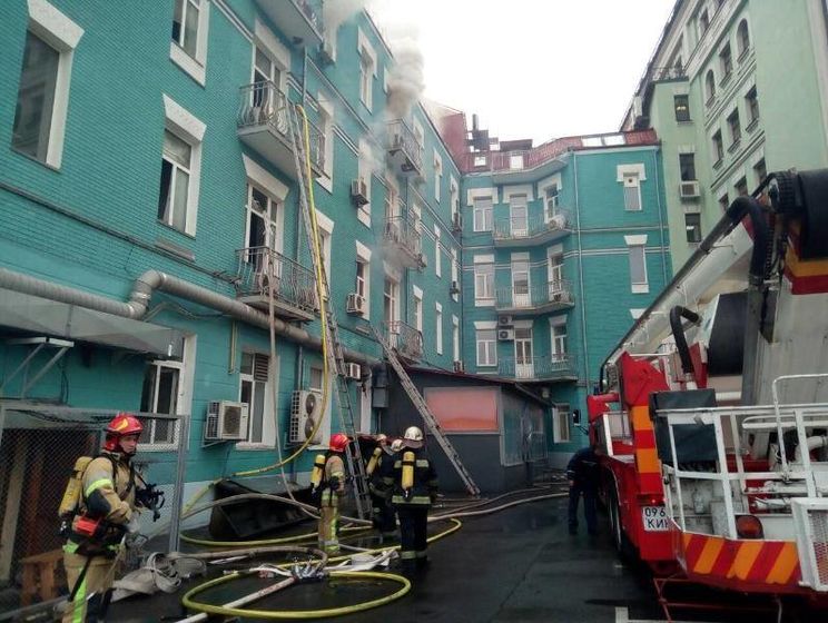﻿ДСНС локалізувала пожежу в центрі Києва