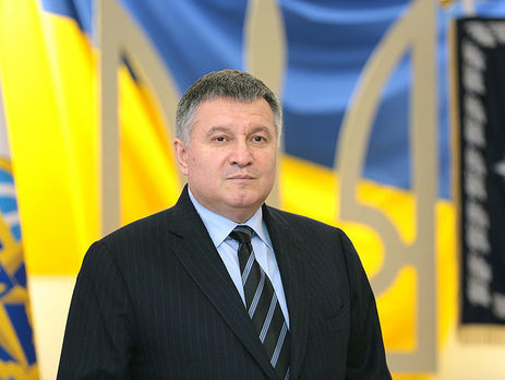 Аваков предложил запретить правоохранителям обнародовать материалы с мест обысков