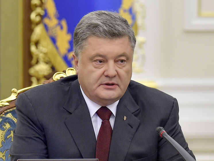 Порошенко созывает консультационный комитет президентов Украины и Польши, чтобы снять напряженность между странами