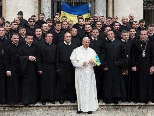 ﻿Папа римський побажав миру Україні