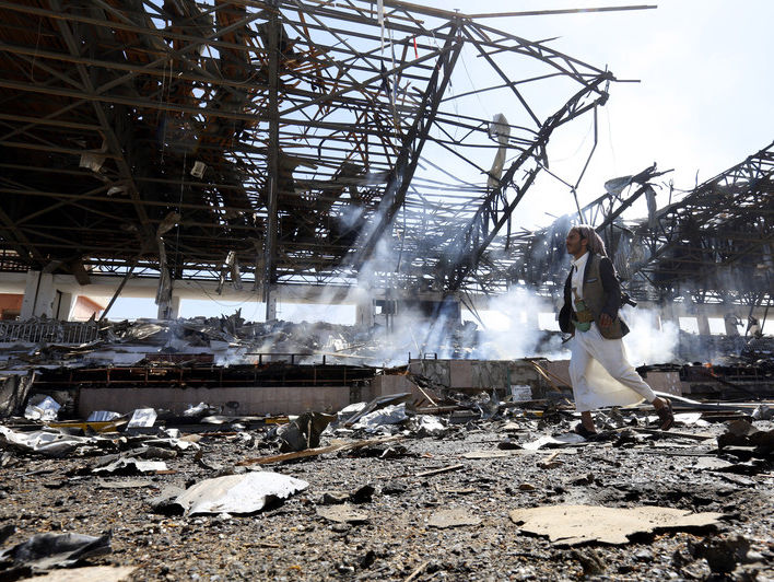 ﻿Саудівська Аравія завдала авіаударів по будівлі міноборони Ємену