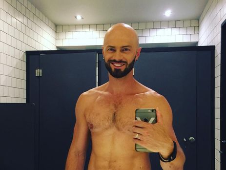 Яма показал, как его изобразил художник