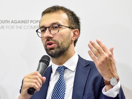 Лещенко призвал ЕС напомнить Порошенко, что в случае атак на антикоррупционеров безвиз для Украины может быть пересмотрен
