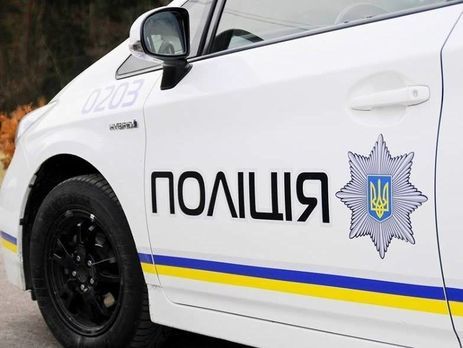 ﻿Аброськін повідомив, що в Донецькій області на закладеній бойовиками міні підірвався автомобіль із поліцейськими, один загинув, двох поранено