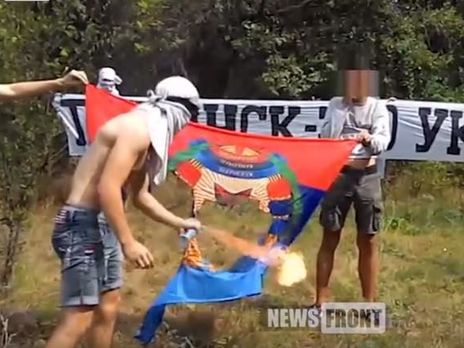 ﻿Бочкала: Перше побачення за 13 місяців. Матері Влада Овчаренка, який спалив ганчірку 