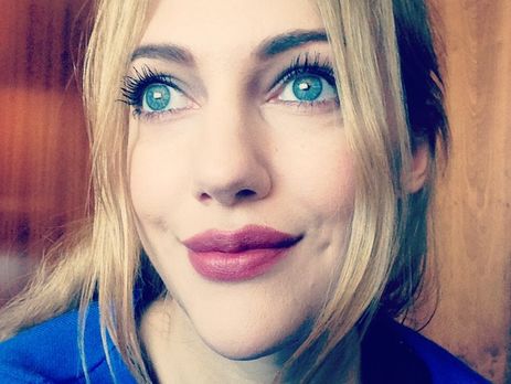 ﻿Узерлі показала голий живіт під час вагітності