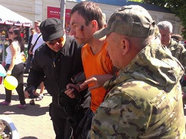 В Киеве задержали еще один автомобиль с оружием