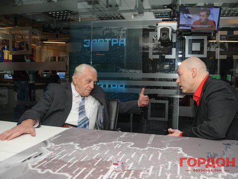 Хмара: Авиасообщения с Россией у нас нет, а этот кадр Медведчук летает туда беспрепятственно! Ну что это такое? Мафиозные связи