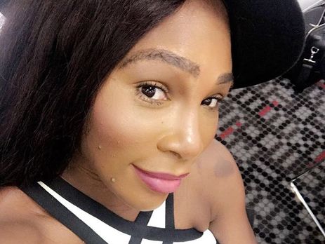 ﻿Вільямс показала фото у весільній сукні