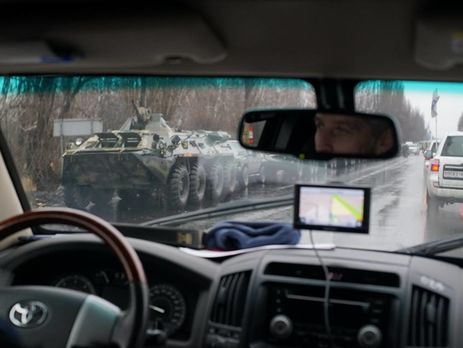 ﻿Патруль ОБСЄ зафіксував одну й ту саму колону військової техніки в Донецькій області, а пізніше – за 15 км від Луганська