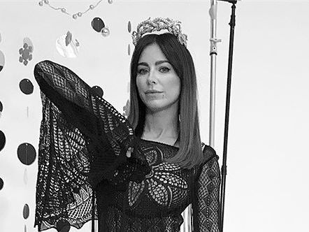 Ани Лорак показала, как выглядела в 15 лет