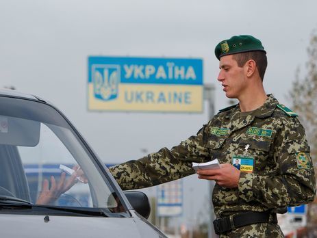 Из-за незаконного посещения оккупированного Крыма более 1,3 тыс. человек запрещен въезд в Украину – Госпогранслужба