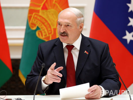 Лукашенко заявил, что знал о задержании украинцев в Беларуси и обсуждал это с Порошенко