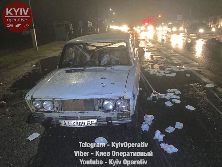 ﻿У Київській області водій позашляховика збив трьох жінок на пішохідному переході, одна з них загинула на місці