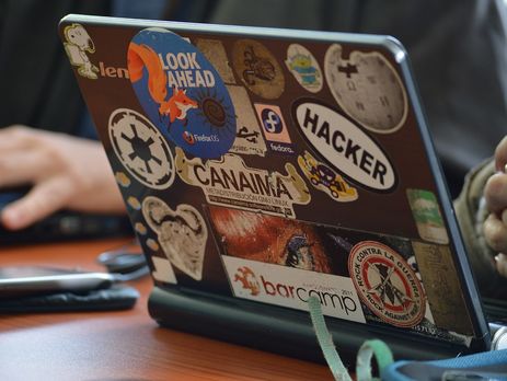 В США трех граждан Китая обвинили в хакерских атаках на американские компании