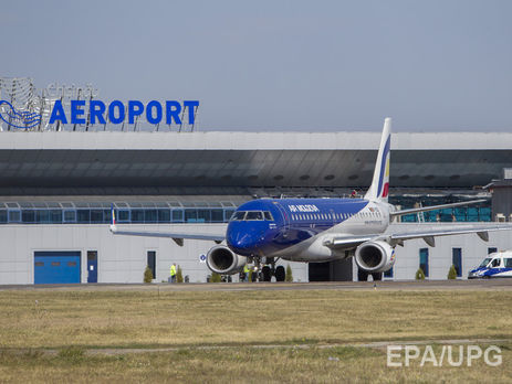 В аэропорту Кишинева задержали двух российских журналистов