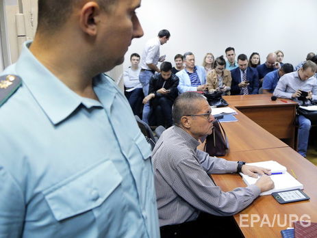 Суд отказался вновь вызвать Сечина на допрос по делу Улюкаева