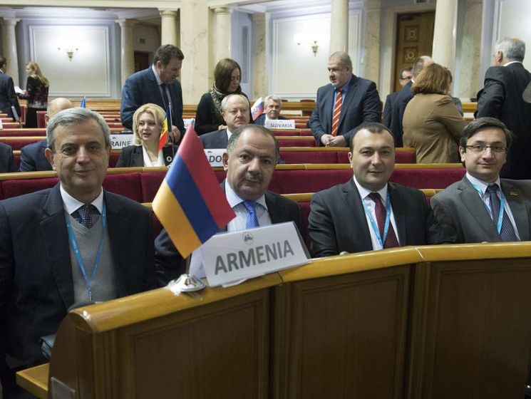 ﻿Делегація Вірменії на генасамблеї Парламентської асамблеї чорноморського економічного співробітництва покинула зал засідань на знак протесту