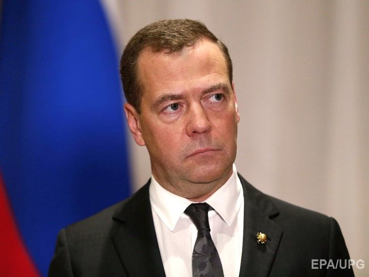﻿Медведєв про Навального: Що більше коментуєш йолопів і пройдисвітів, то для них краще