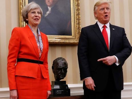 Мэй настаивает, что Трамп поступил неправильно, ретвитнув видео лидера британской партии ультраправых