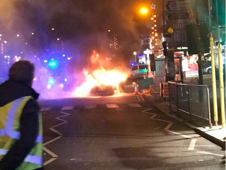 ﻿У Лондоні на різдвяному ярмарку вибухнув автомобіль