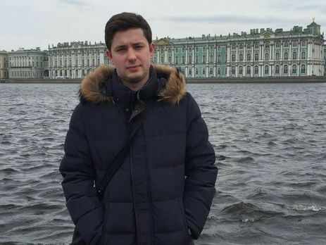 Людей в Крыму будто закрыли в клетке с тупым и диким медведем, они взаперти и очень не хотят потерять надежду