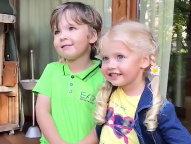 ﻿Пугачова показала, як чотирирічні Ліза і Гаррі займаються спортом