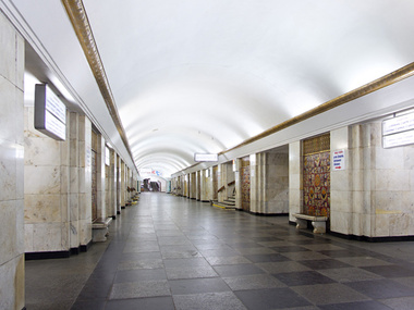 В метрополитене объяснили, почему повторно закрыли станции в центре Киева