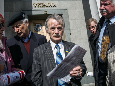 Джемилев опасается столкновений в годовщину депортации крымских татар