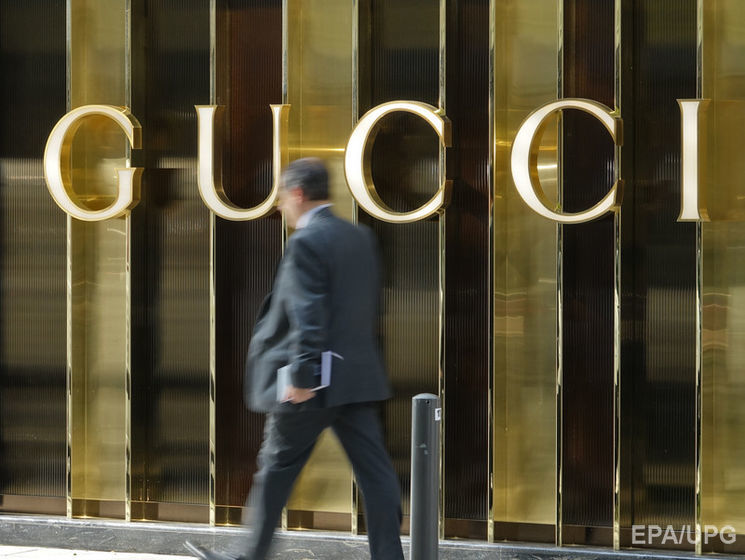 ﻿Поліція провела обшуки в офісах Gucci у Мілані та Флоренції через підозри у несплаті податків