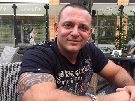 Бужанский: Корсиканское чудовище удрало из автобуса. Лови его теперь снова на крыше, у него там гнездо