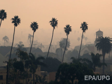 ﻿У Лос-Анджелесі лісові пожежі дісталися престижного району Бель-Ейр. Фоторепортаж