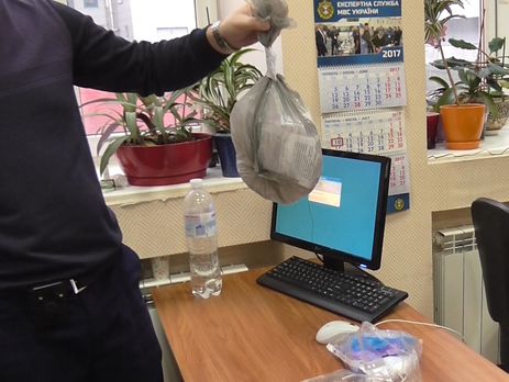 Во время обыска в Минюсте детективы НАБУ нашли порванные документы. Фоторепортаж