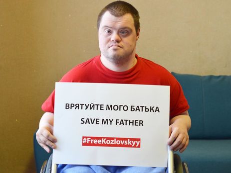 В Киеве судья потребовала явиться в суд задержанному боевиками 