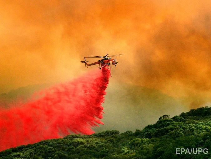 В Калифорнии лесные пожары приблизились к Санта-Барбаре