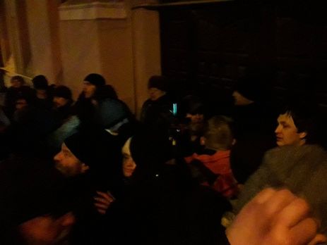 Саакашвили вернулся в квартиру на Костельной, возле входа выставили охрану